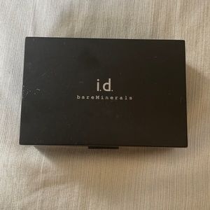 BareMinerals i.d blush holder with mini blush brush. NEW